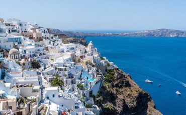 santorini-oia-greece-water-161815